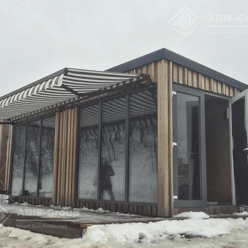 Фотографии выполненных работ компании «ABIE-GROUP» полукассетной маркизы Classic box. г.Москва